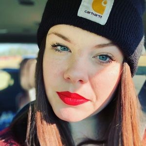 Meet your Posher, Briana